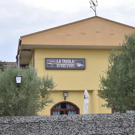 Maison d'hôtes La Tavola Ristorante Pizzeria Da Rino & Figli